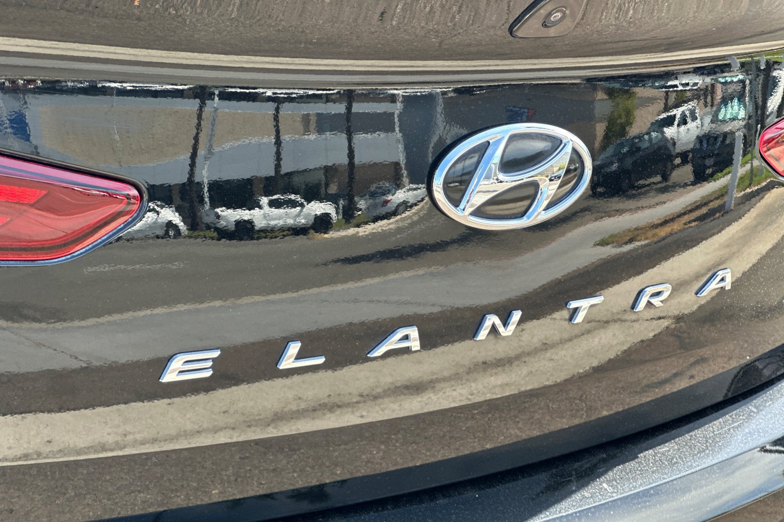 Used 2020 Hyundai Elantra Value Edition FWD image 26