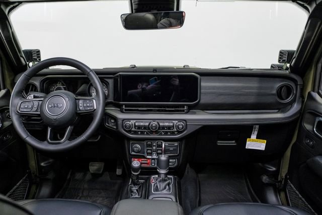 Used 2025 Jeep Wrangler Unlimited Rubicon 392 image 15