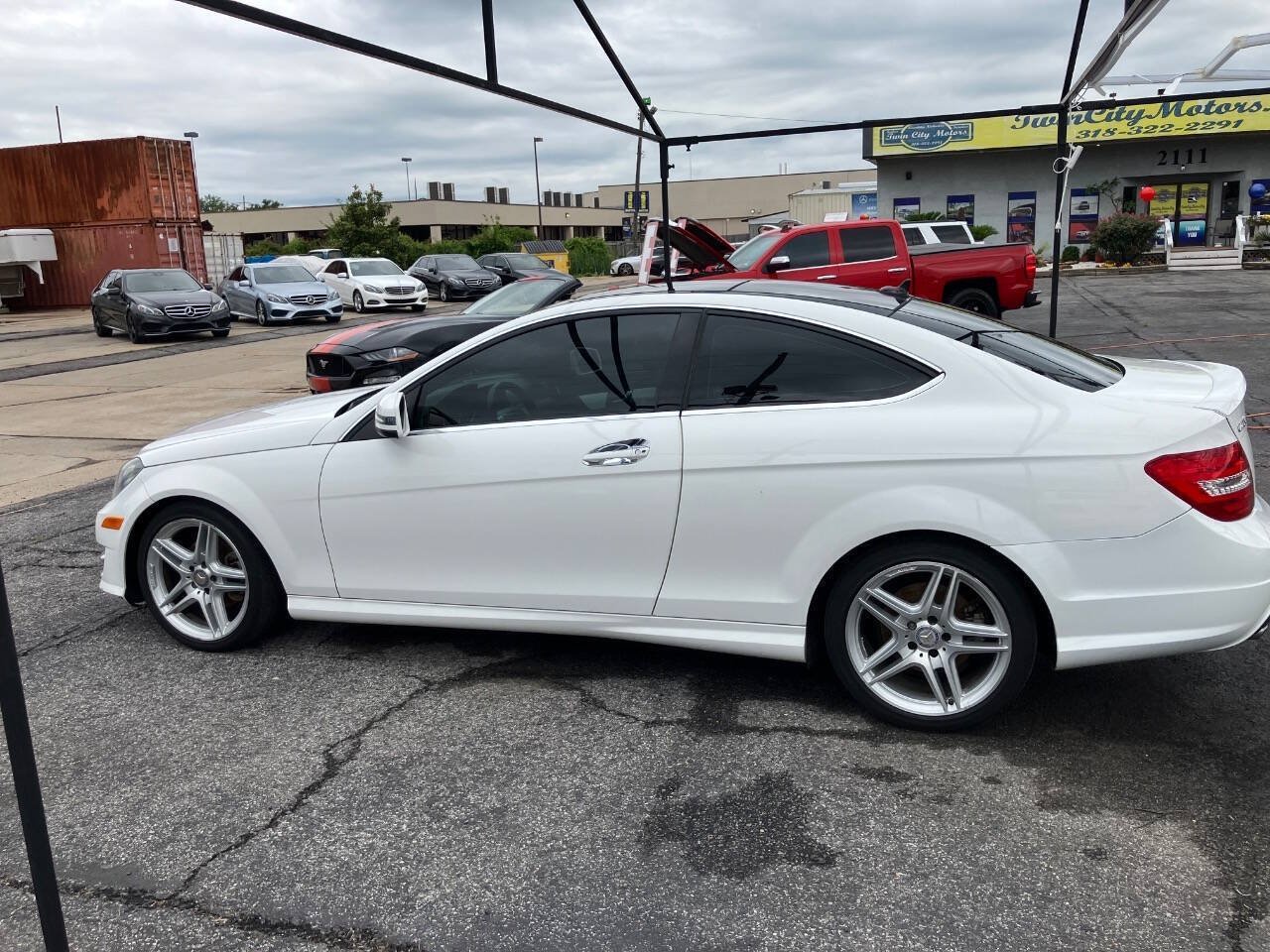 Used 2013 Mercedes-Benz C 250 Coupe image 2
