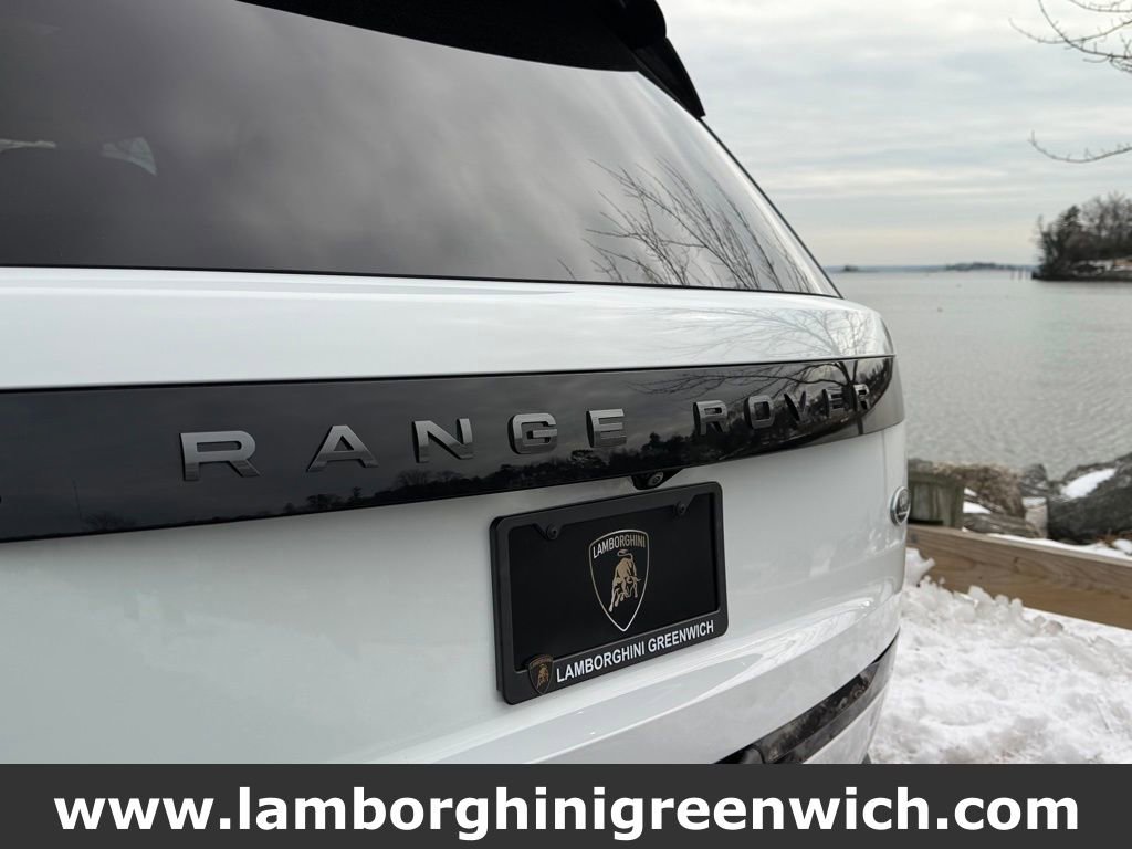 Used 2022 Land Rover Range Rover SE image 17