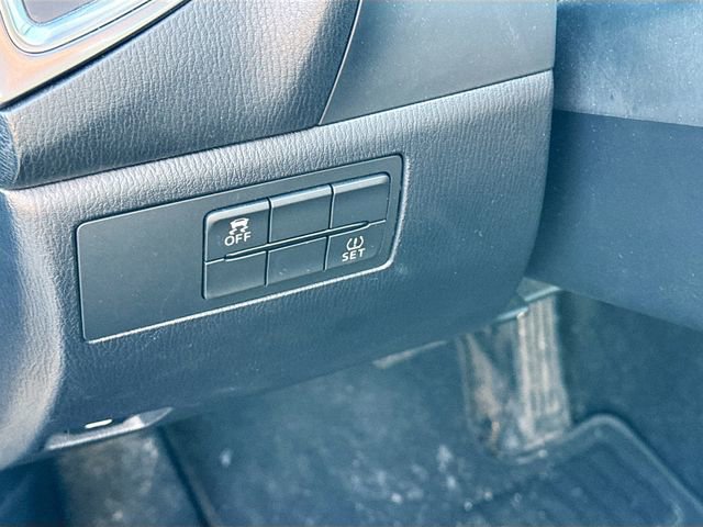 Used 2018 MAZDA MAZDA3 Grand Touring image 11