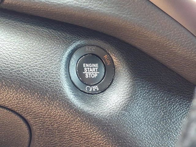Used 2019 Jeep Cherokee High Altitude image 16