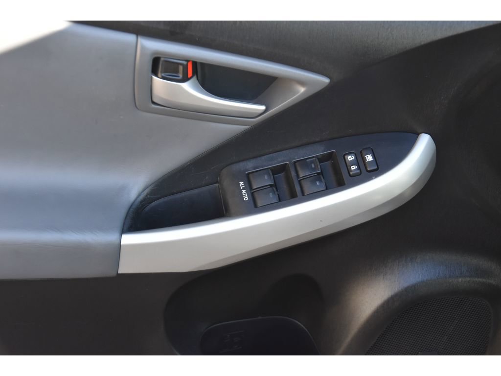 Used 2015 Toyota Prius Four image 25