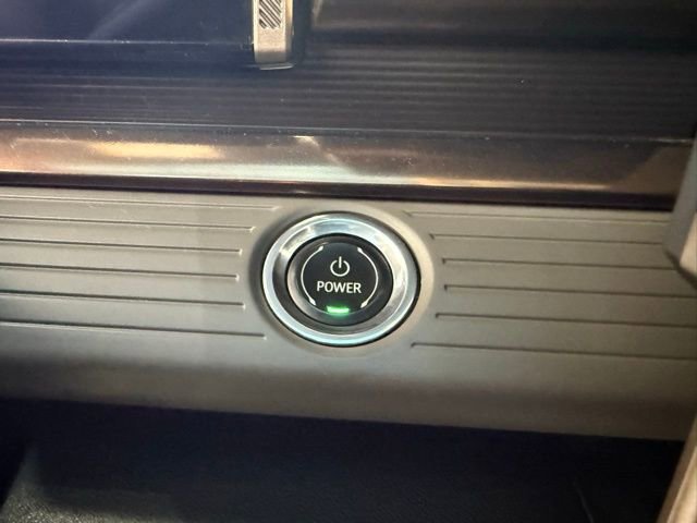 Used 2025 GMC Hummer EV 2X w/ LPO, Roof Cross Rail Package image 44