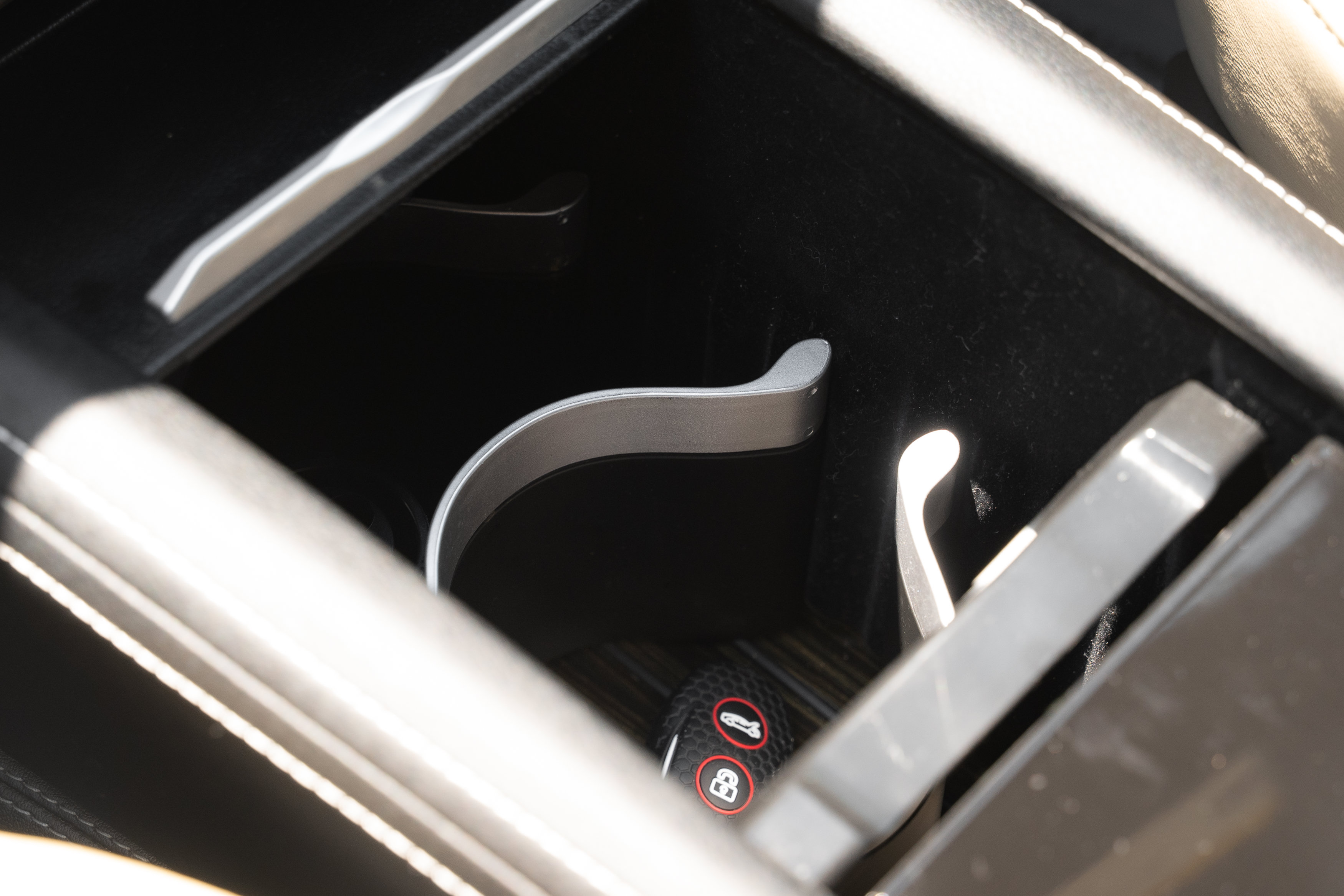 Used 2015 Tesla Model S 90D AWD/4WD image 14
