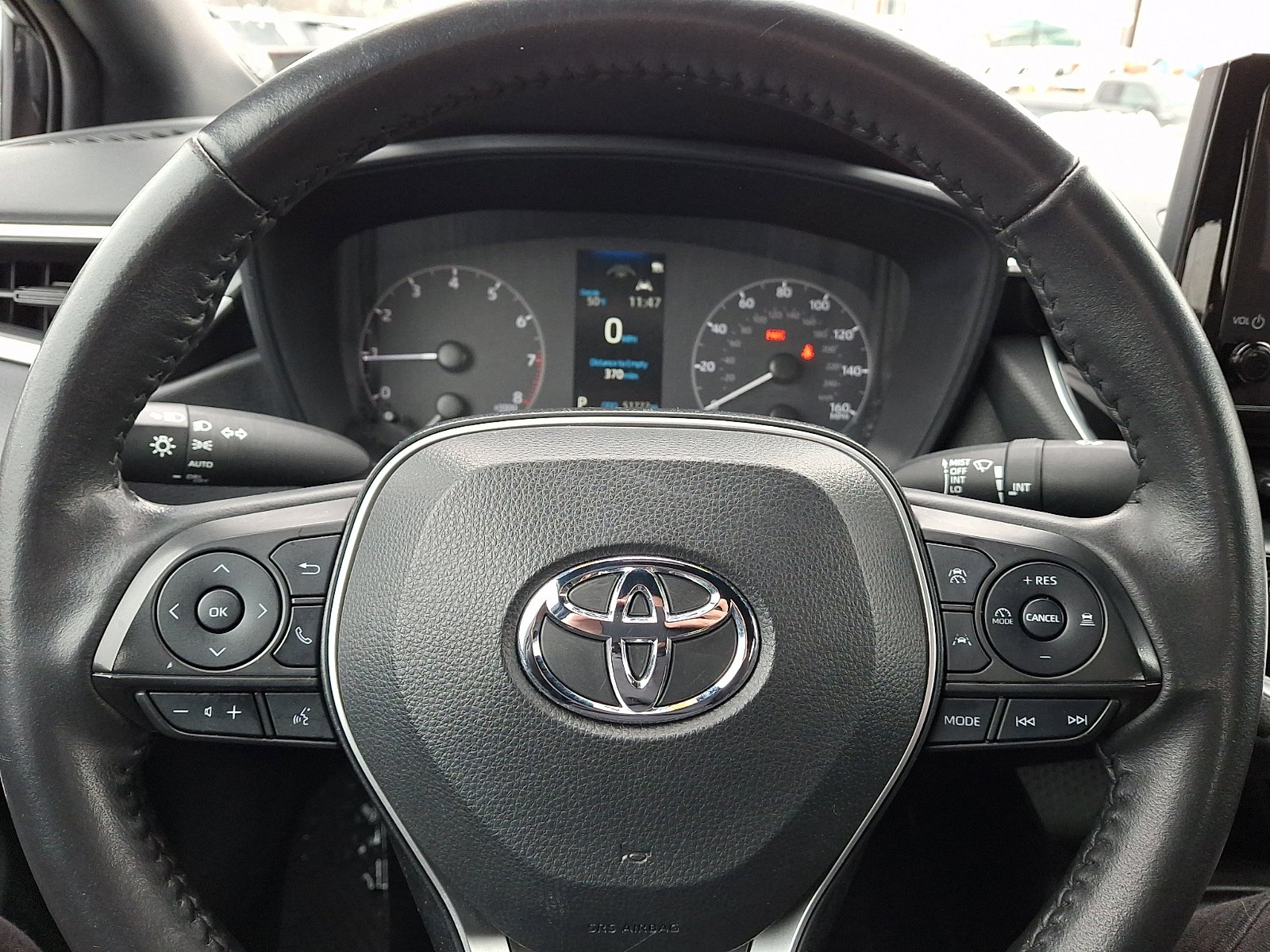Used 2024 Toyota Corolla SE w/ SE Convenience Package FWD image 18