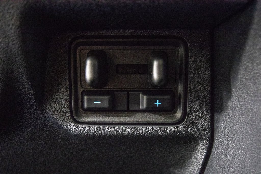 Used 2025 Ford Expedition Tremor image 28
