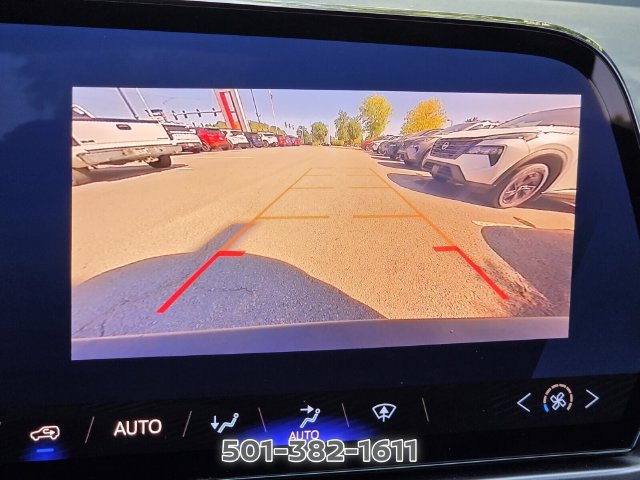 Used 2025 Chevrolet Equinox EV LT FWD image 23