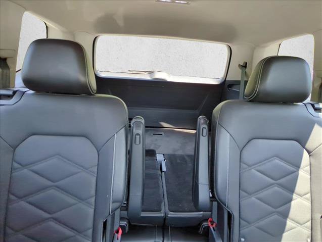 Used 2024 Volkswagen Atlas SE FWD image 26