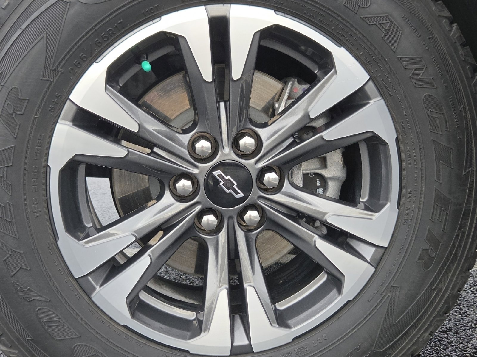 Used 2021 Chevrolet Colorado Z71 w/ Safety Package image 12