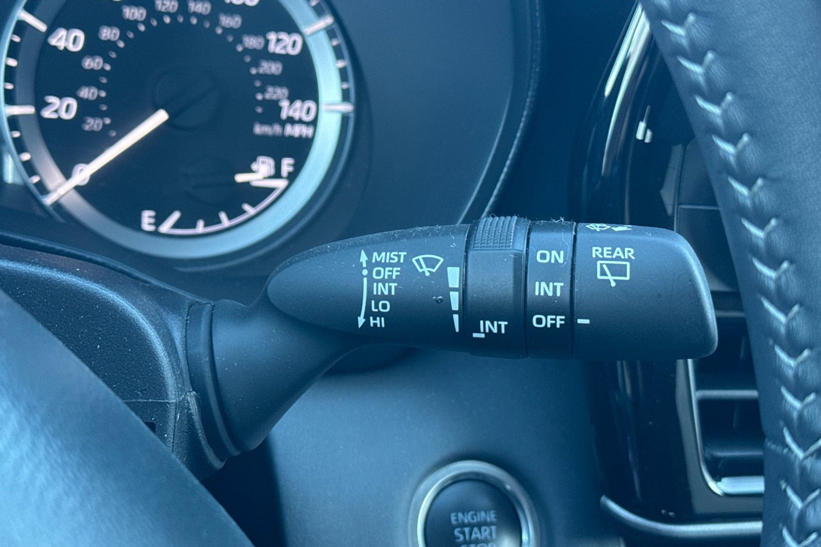 Used 2025 Toyota Highlander LE image 40