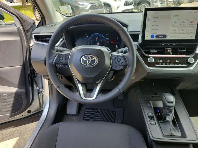 Certified 2026 Toyota Corolla Cross LE FWD image 22