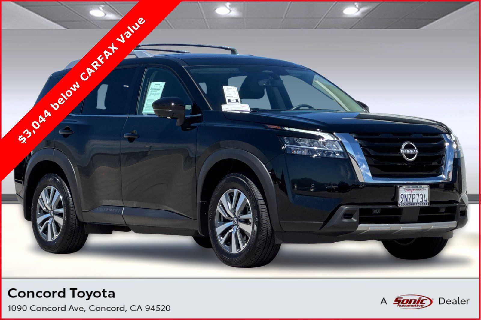 Used 2024 Nissan Pathfinder SL