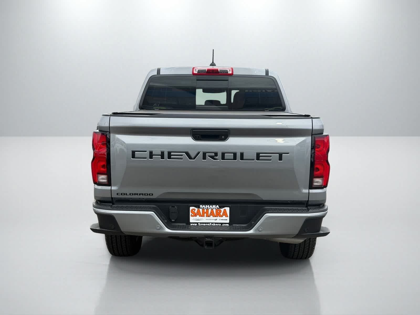 Used 2025 Chevrolet Colorado LT w/ LT Convenience Package AWD/4WD image 5