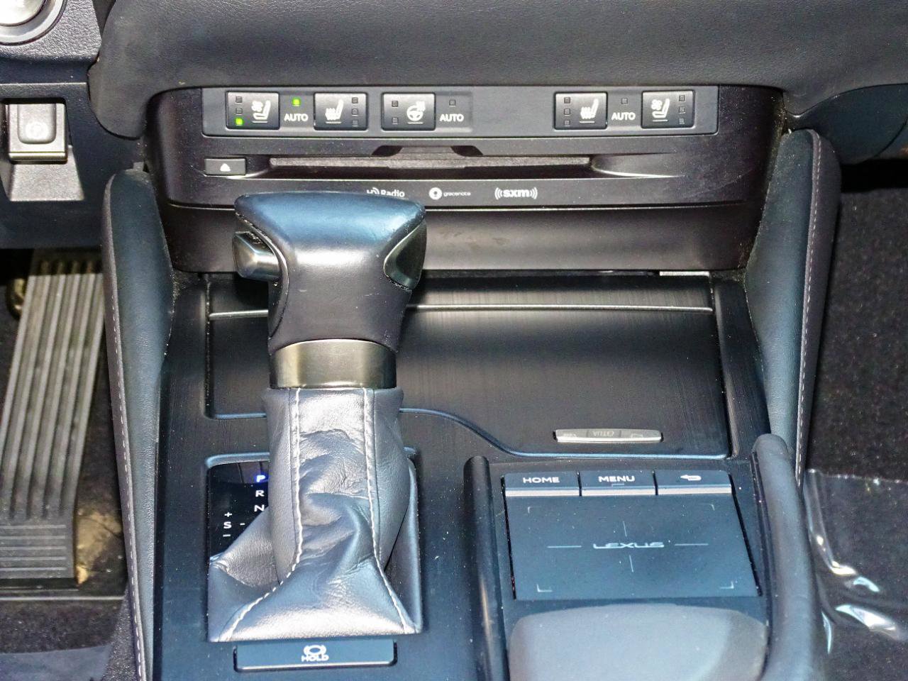 Used 2020 Lexus ES 350 w/ Premium Package image 22