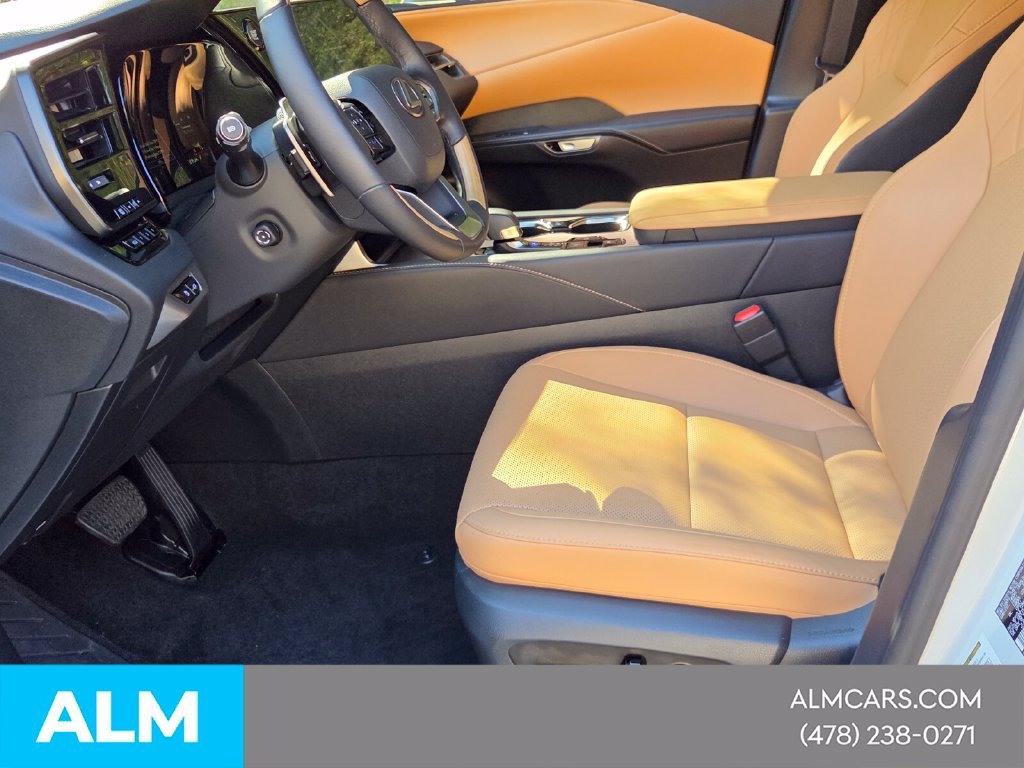 Used 2026 Lexus RX 350 Premium w/ Accessory Package (Z1) FWD image 4
