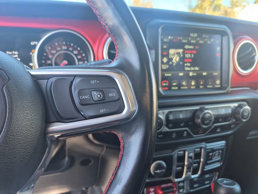 Used 2022 Jeep Gladiator Rubicon w/ Cold Weather Group AWD/4WD image 13