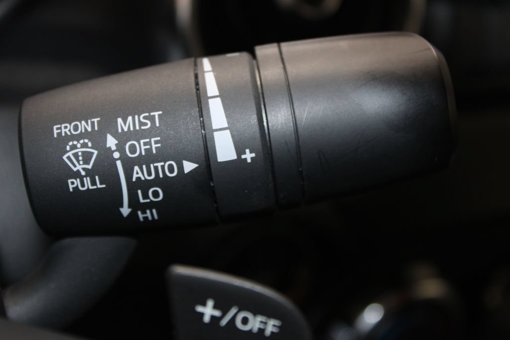 Used 2025 MAZDA MX-5 Miata RF Grand Touring RWD image 40