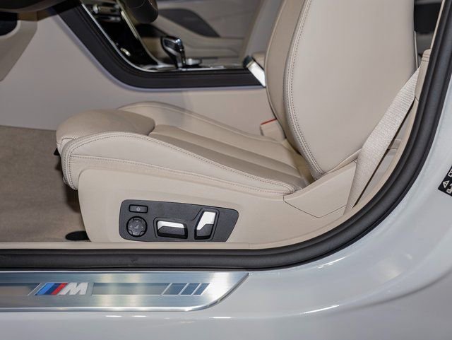 Used 2026 BMW 840i xDrive image 15