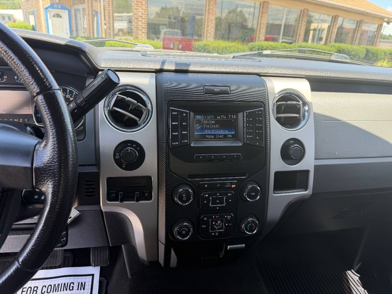 Used 2014 Ford F150 XLT w/ Equipment Group 302A Luxury AWD/4WD image 15