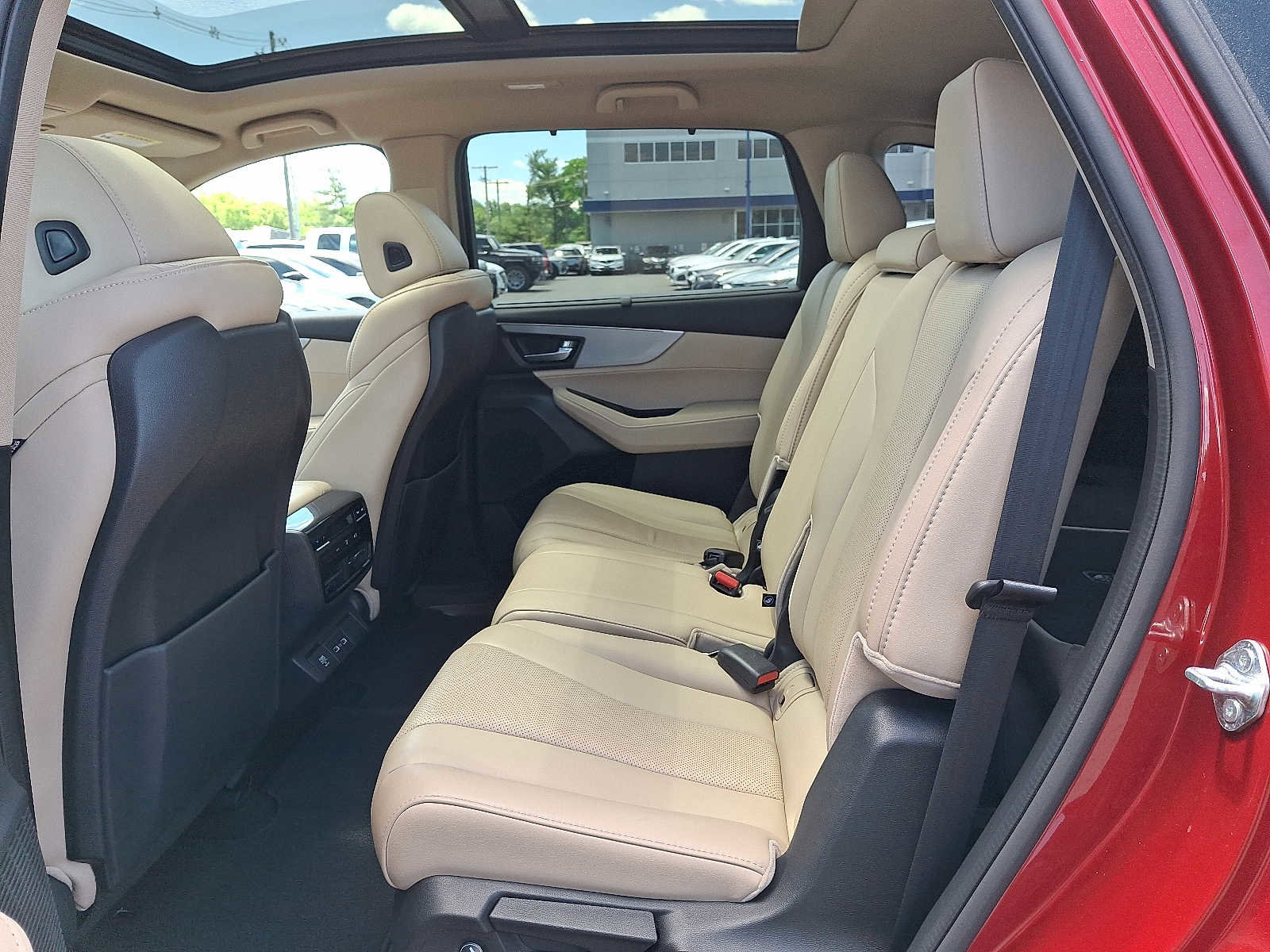 Used 2023 Acura MDX SH-AWD w/ Technology Package image 11