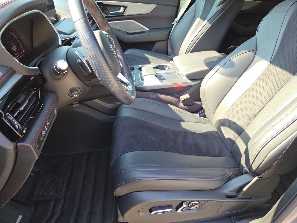 Used 2023 Acura MDX A-Spec AWD/4WD image 6