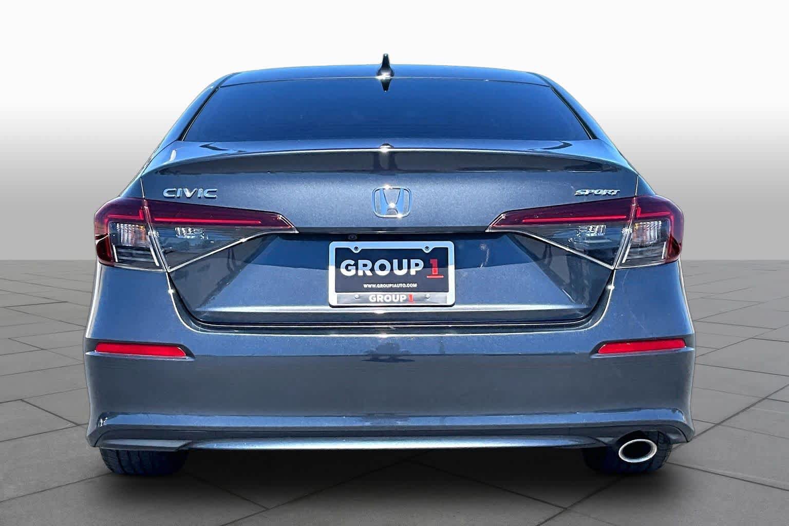 Used 2025 Honda Civic Sport image 4