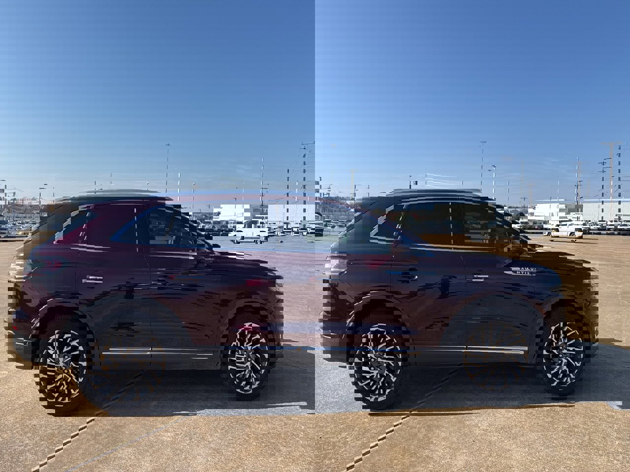 Used 2020 Lincoln Nautilus Reserve image 8