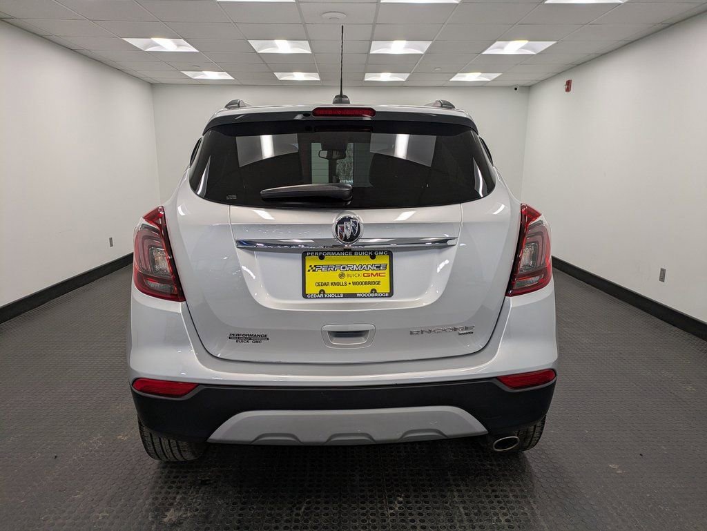 Used 2022 Buick Encore Preferred w/ Safety Package image 5