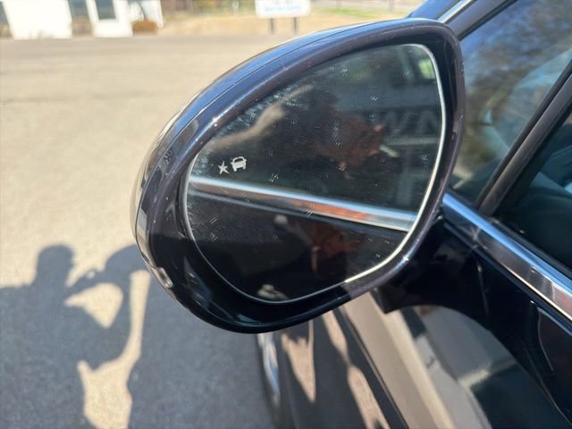 Used 2020 Buick Envision Essence w/ Experience Buick Package AWD/4WD image 10