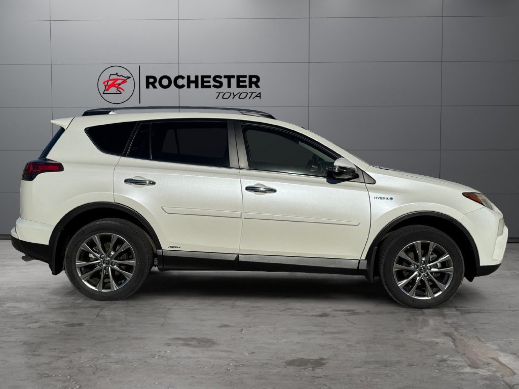 Certified 2017 Toyota RAV4 Limited w/ Carpet Mat Package AWD/4WD image 6