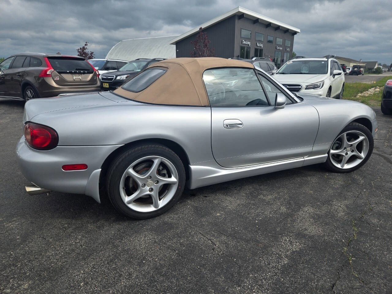 Used 2002 MAZDA MX-5 Miata LS RWD image 8