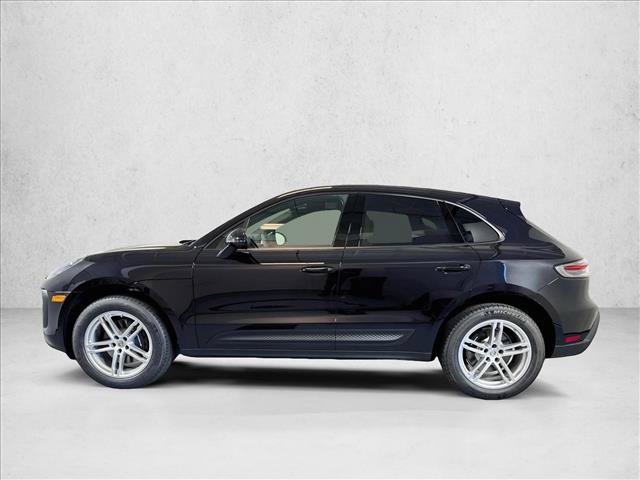 Used 2026 Porsche Macan AWD/4WD image 2