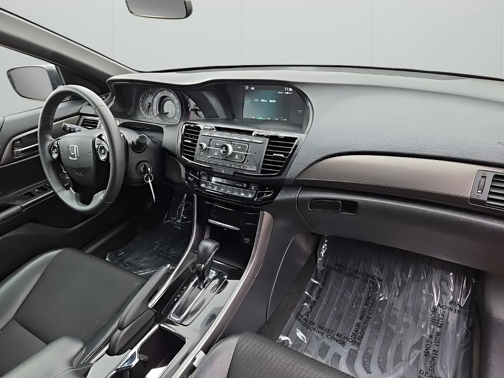 Used 2016 Honda Accord Sport image 21