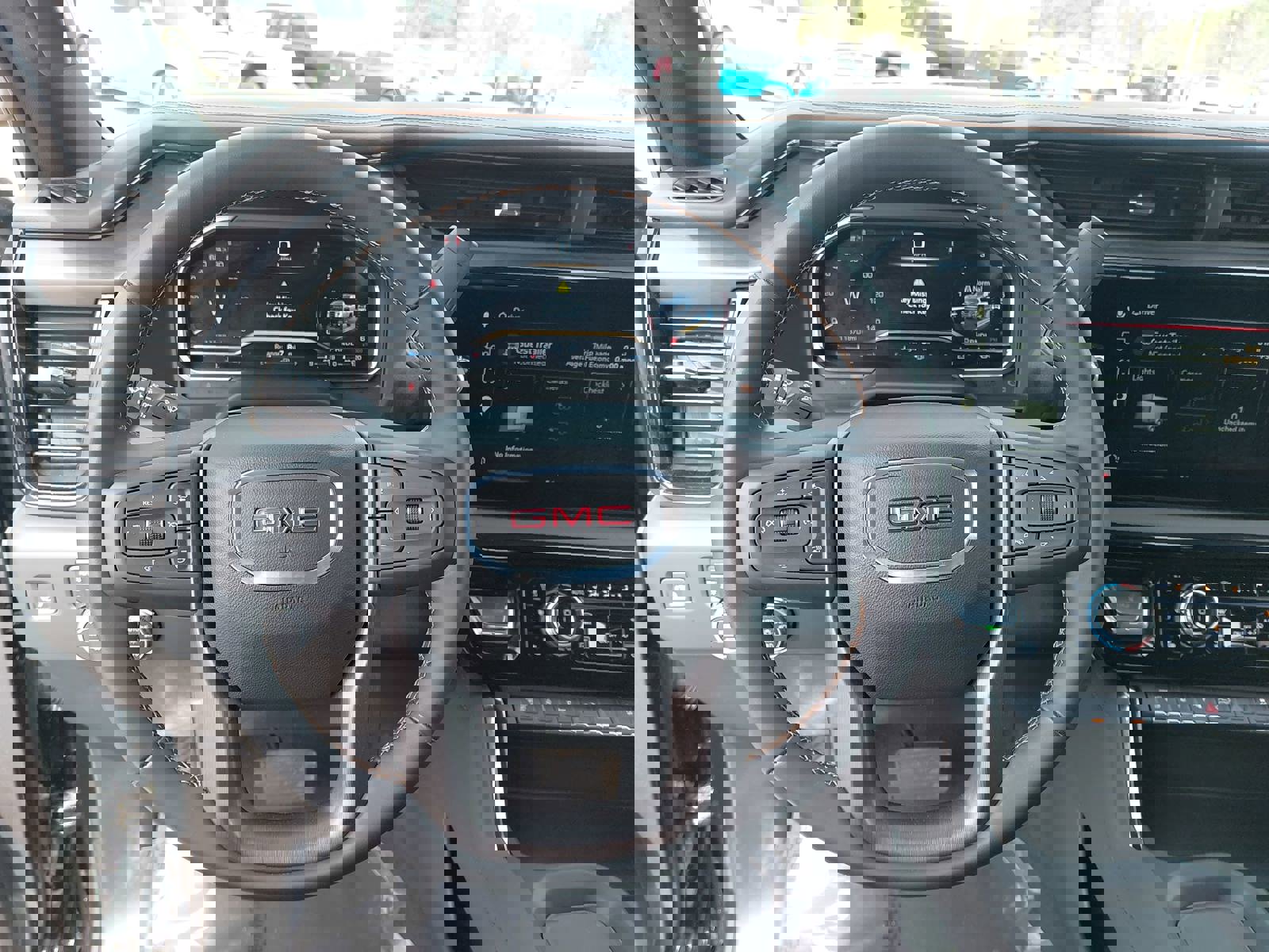 Used 2025 GMC Sierra 3500 AT4 w/ AT4 Premium Plus Package image 17