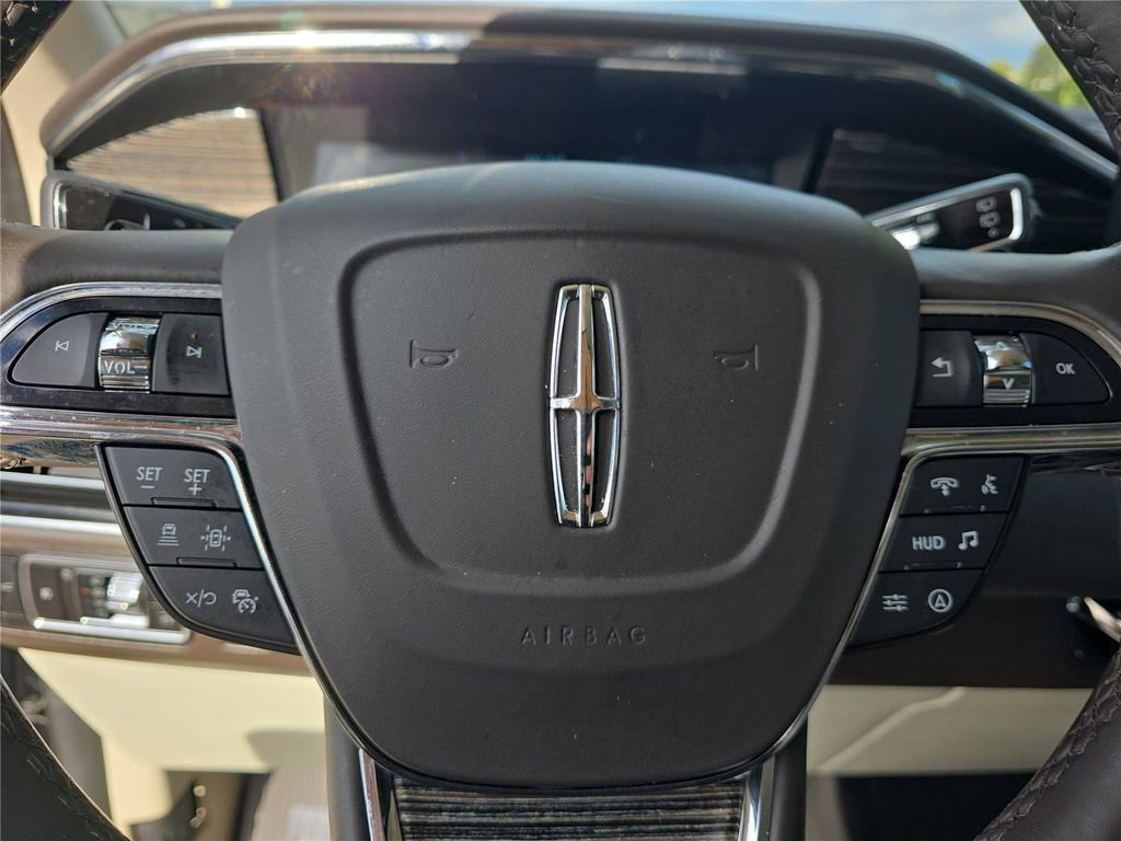 Used 2023 Lincoln Navigator Black Label image 22