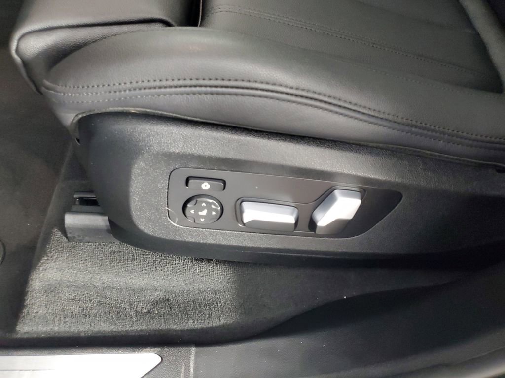 Used 2022 BMW X5 xDrive40i image 28
