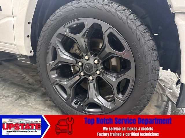 Used 2024 RAM 1500 Limited w/ Night Edition AWD/4WD image 14