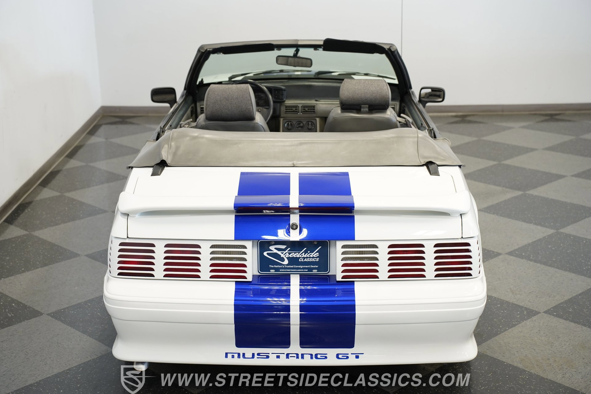 Used 1989 Ford Mustang GT RWD image 32