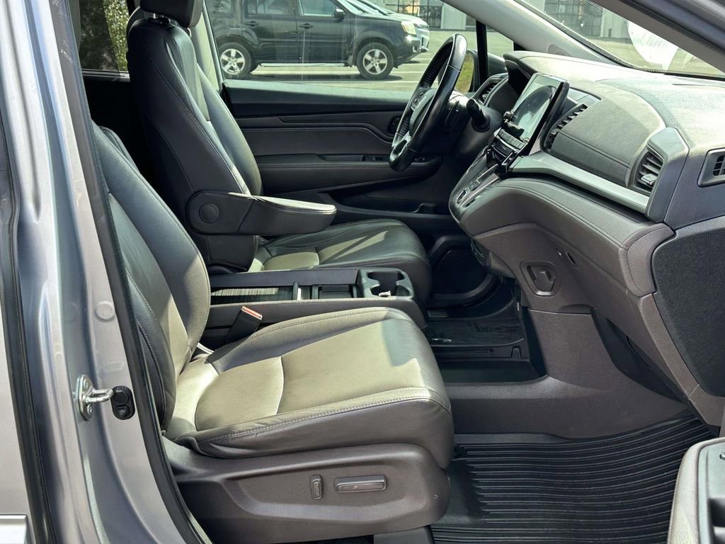 Used 2019 Honda Odyssey EX-L image 6