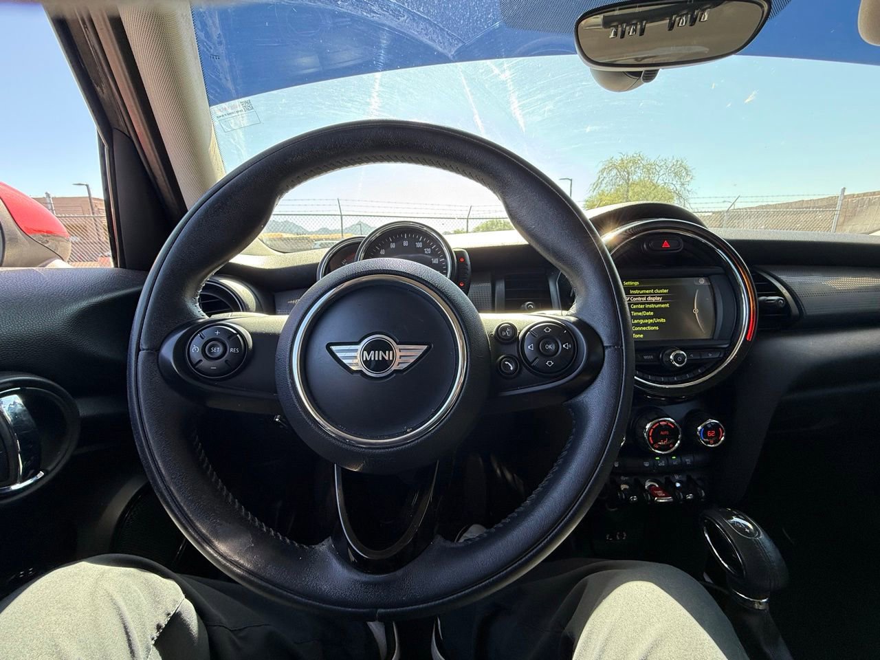 Used 2015 MINI Cooper 4-Door Hardtop FWD image 18