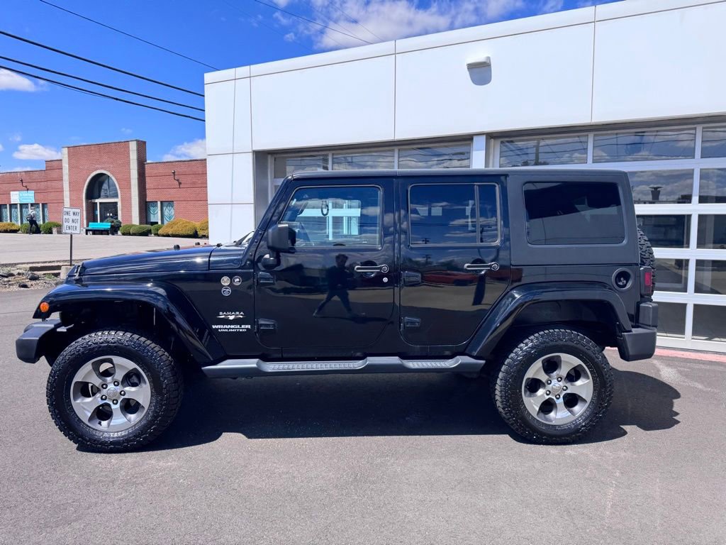 Used 2017 Jeep Wrangler Unlimited Sahara w/ Connectivity Group image 2