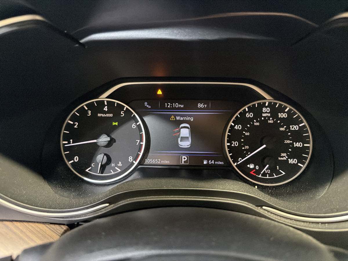 Used 2018 Nissan Maxima Platinum FWD image 19