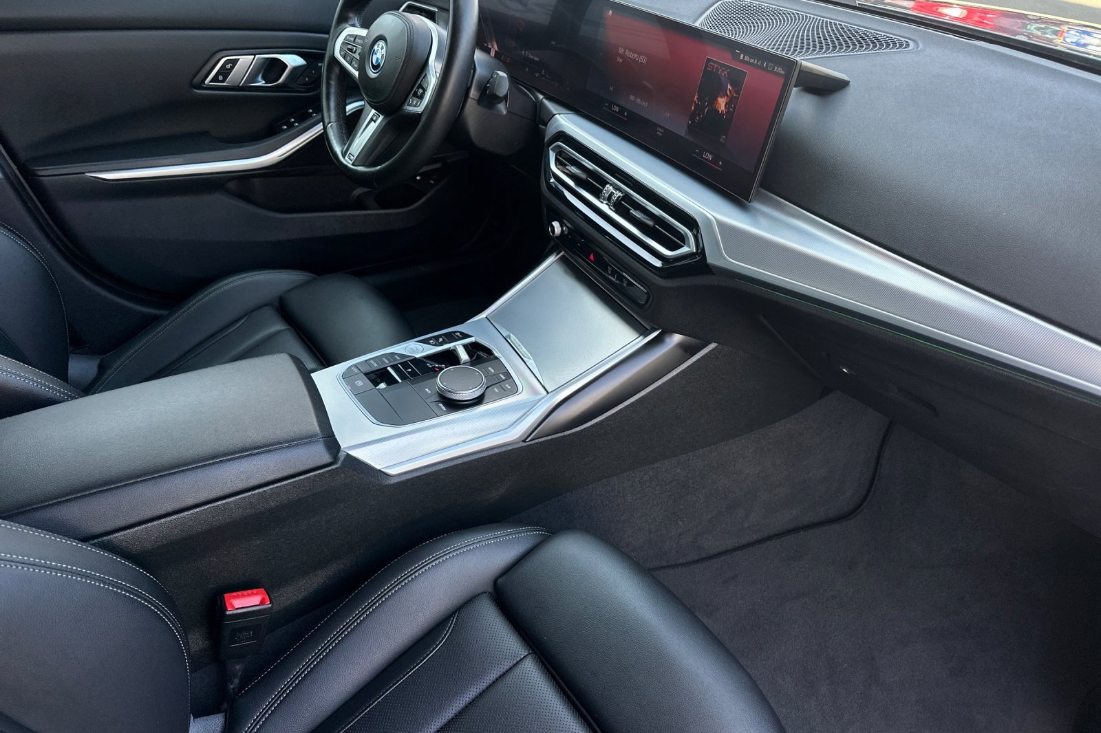 Used 2023 BMW 330e w/ M Sport Package image 14