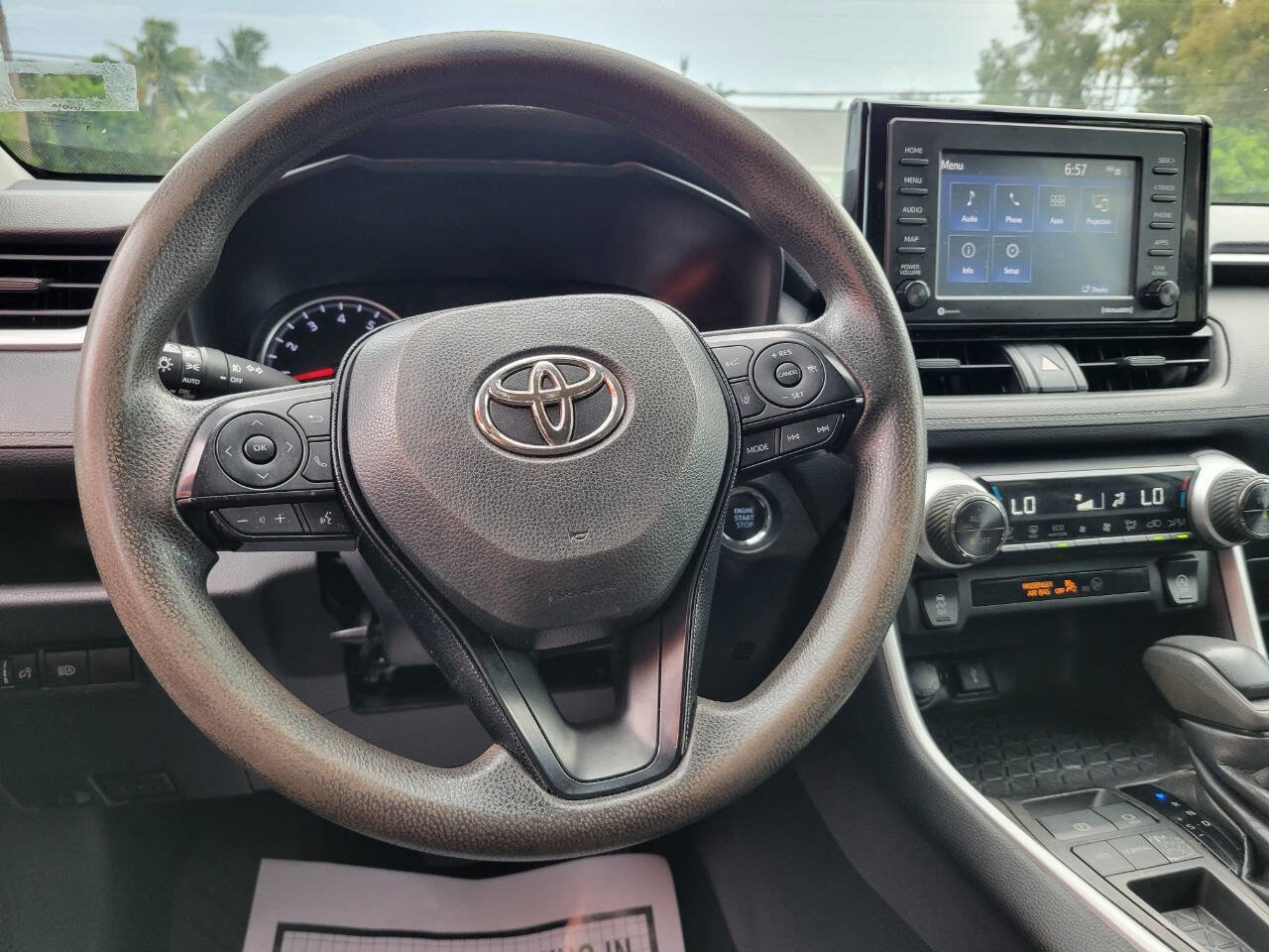 Used 2021 Toyota RAV4 XLE FWD image 24