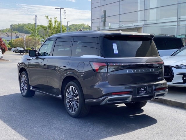 New 2025 INFINITI QX80 Luxe image 3