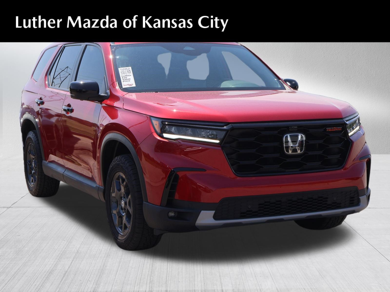 Used 2025 Honda Pilot TrailSport