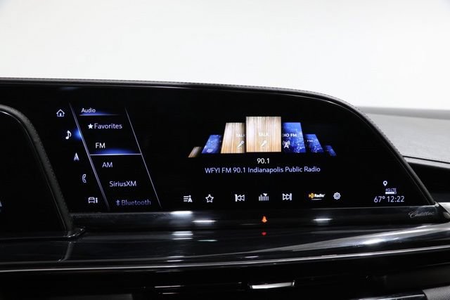 Used 2024 Cadillac Escalade ESV Sport AWD/4WD image 23