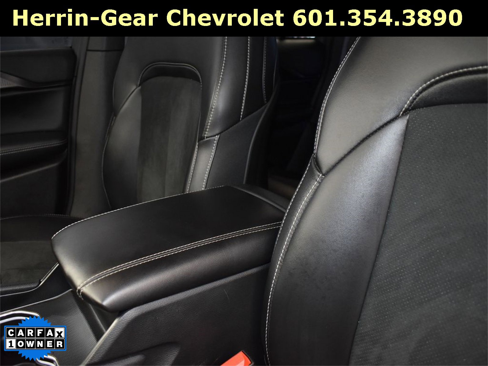 Used 2025 Jeep Grand Cherokee Altitude image 5