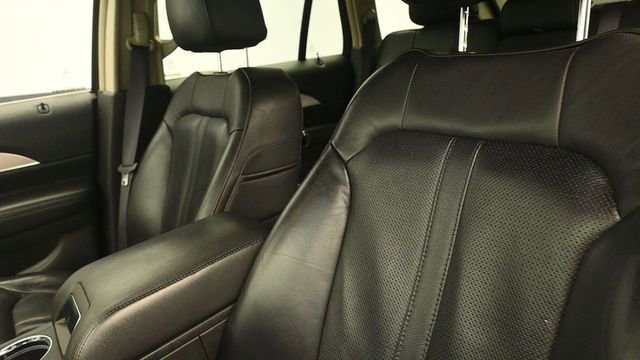 Used 2014 Lincoln MKX FWD w/ Equipment Group 101A image 20